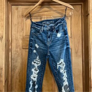 Distressed American Eagle high-rise jeggings